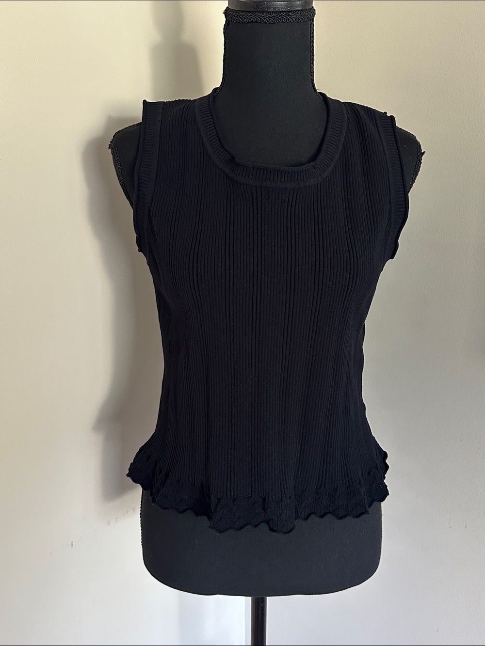 *BAILEY 44* Black Ribbed Sleeveless Tank Top w/ Ruffle Hem Size Medium